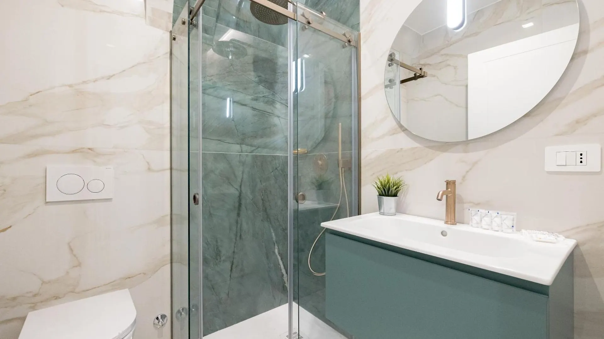 4Co4 - Duomo - Luxurious - Large - Central Milan Italy