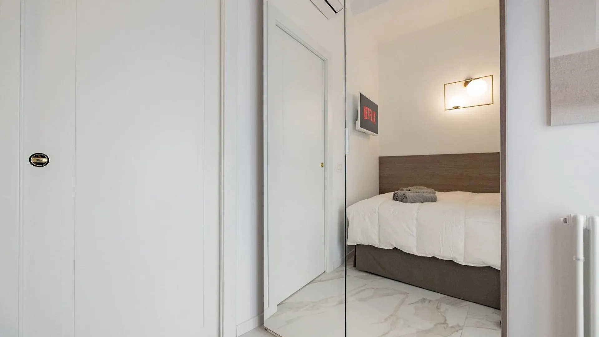 4Co4 - Duomo - Luxurious - Large - Central Milan Italy